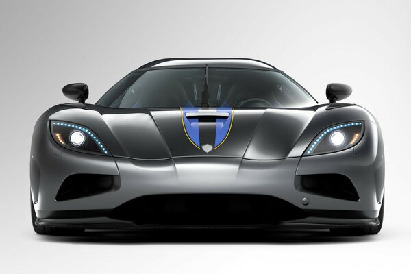 Sportokonseptokar koenigsegg agera couleur argent