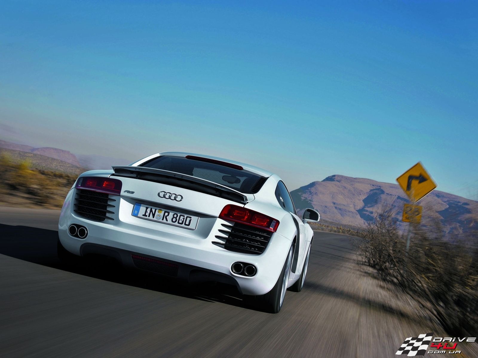 audi r8 strada segno