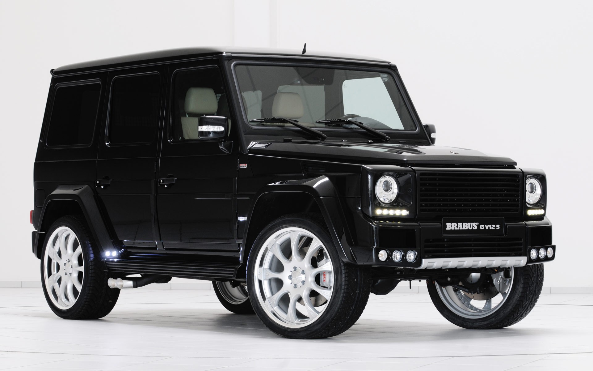 mercedes-benz brabus gv12 черный