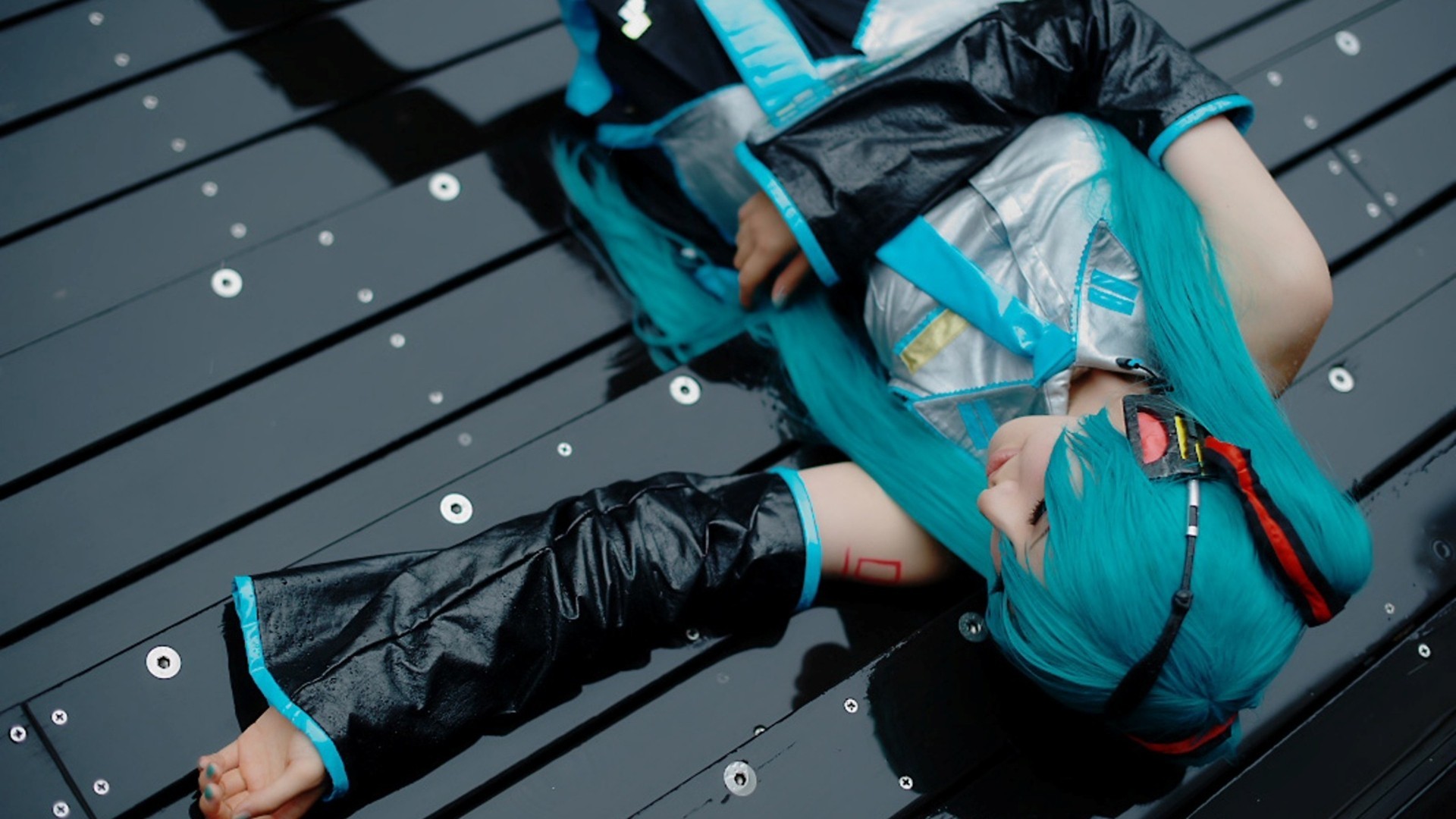 cosplay hatsune miku czarny niebieskie włosy