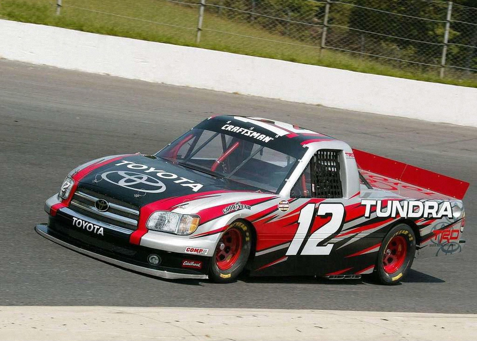 toyota tundra nascar-craftsman-series-truck