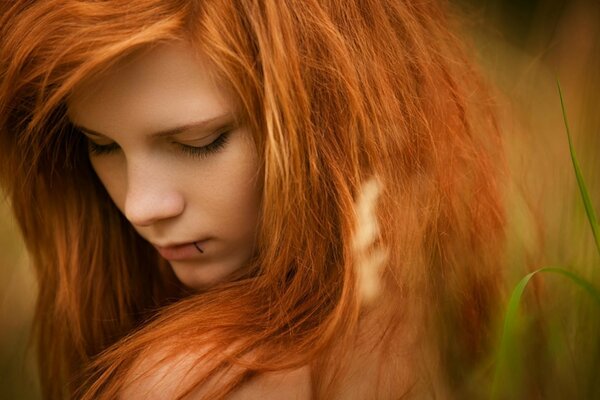 Ragazza con i capelli rossi Macro foto