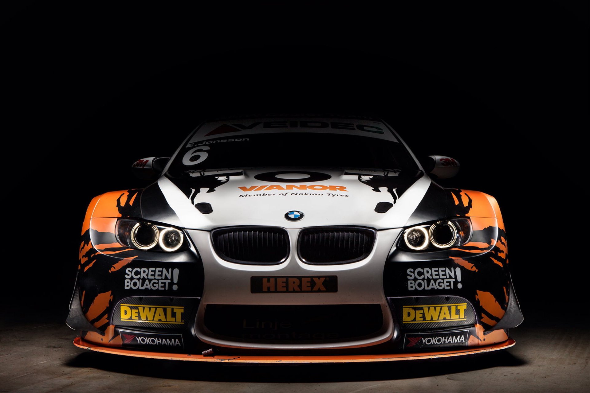 bmw série 3 e92 avant voiture de course vianor herex dewalt yokohama écran bolaget kit carrosserie aérodynamique