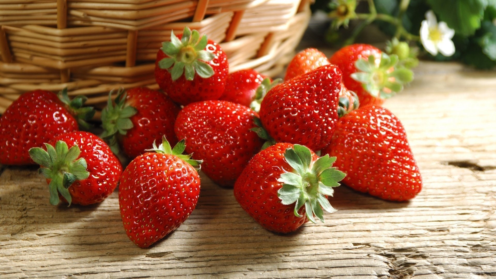 berries strawberry color red basket still life macro