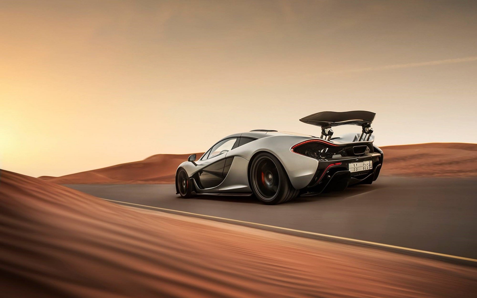 mclaren p1 supercar hypercar speed road desert