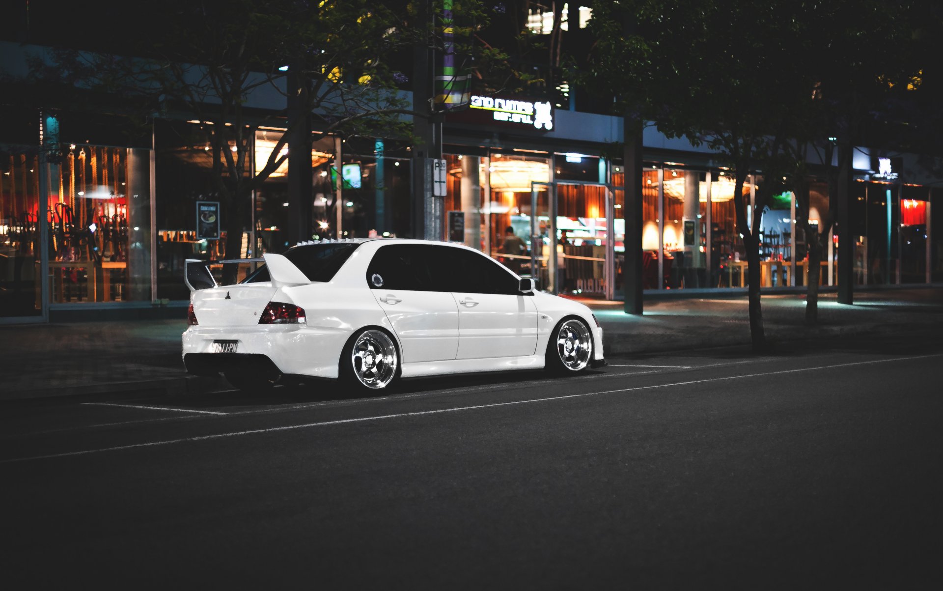 mitsubishi professions evolution jdm mitsubishi lancer evolution white