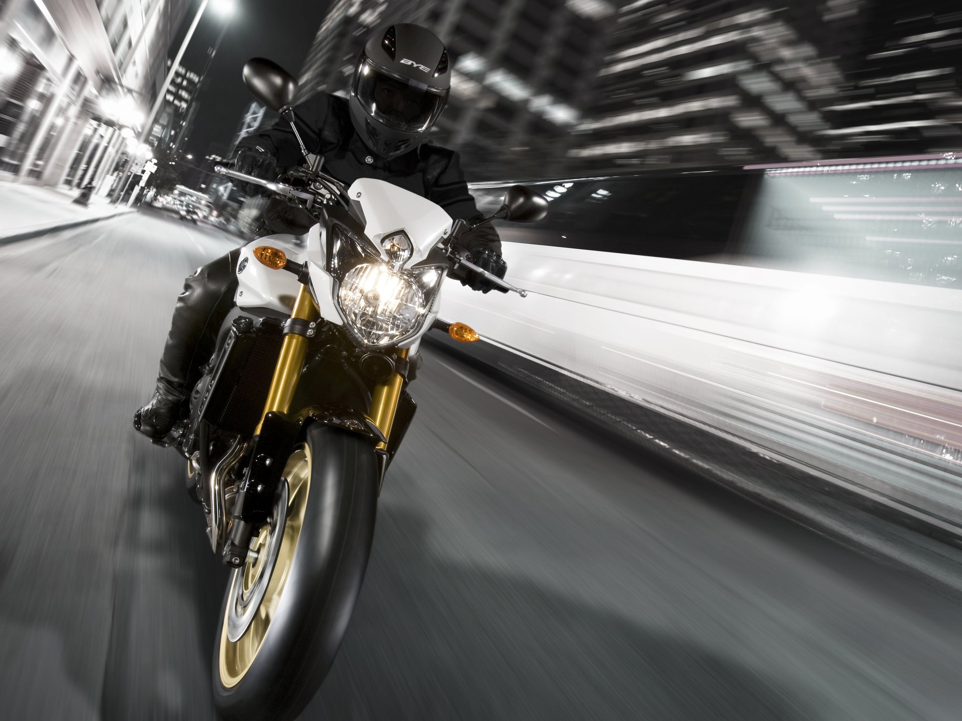 yamaha fz8 мотоцикл мото пилот шлем скорость