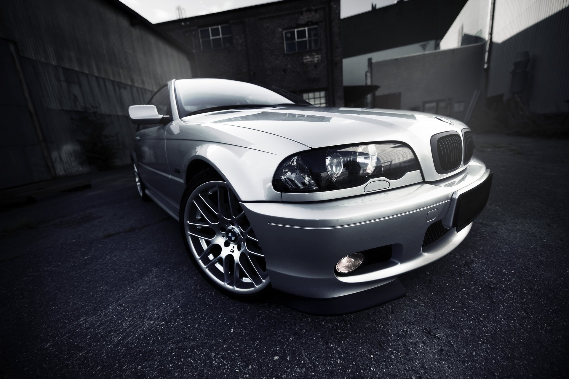 bmw e46 325ci smg clubsport bmw e46 bmw samochód sportowy coupe srebrny makro auto srebrny samochód wieczór reflektor transport samochody samochody motoryzacja białe auto