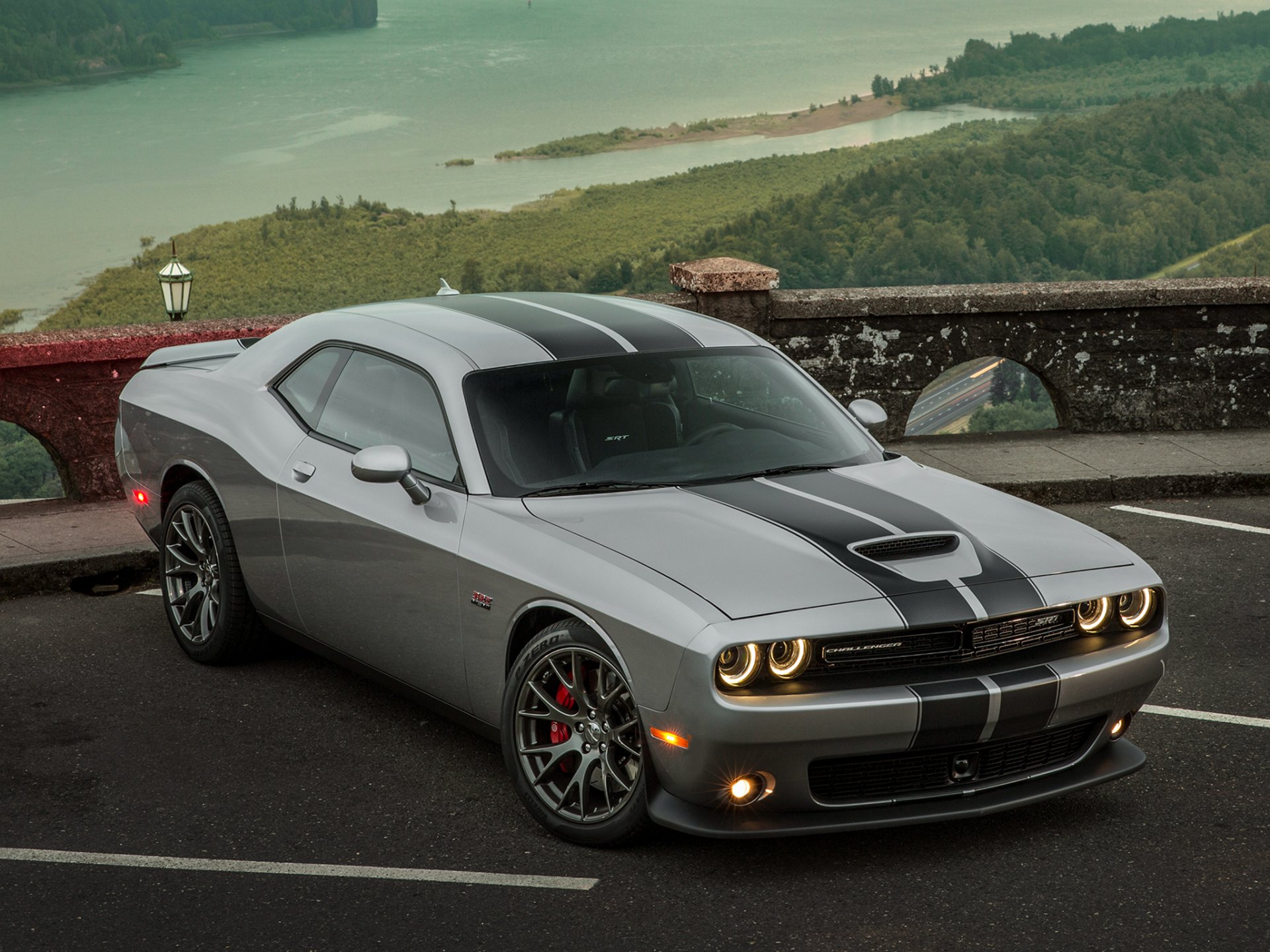 esquiver challenger muscle car