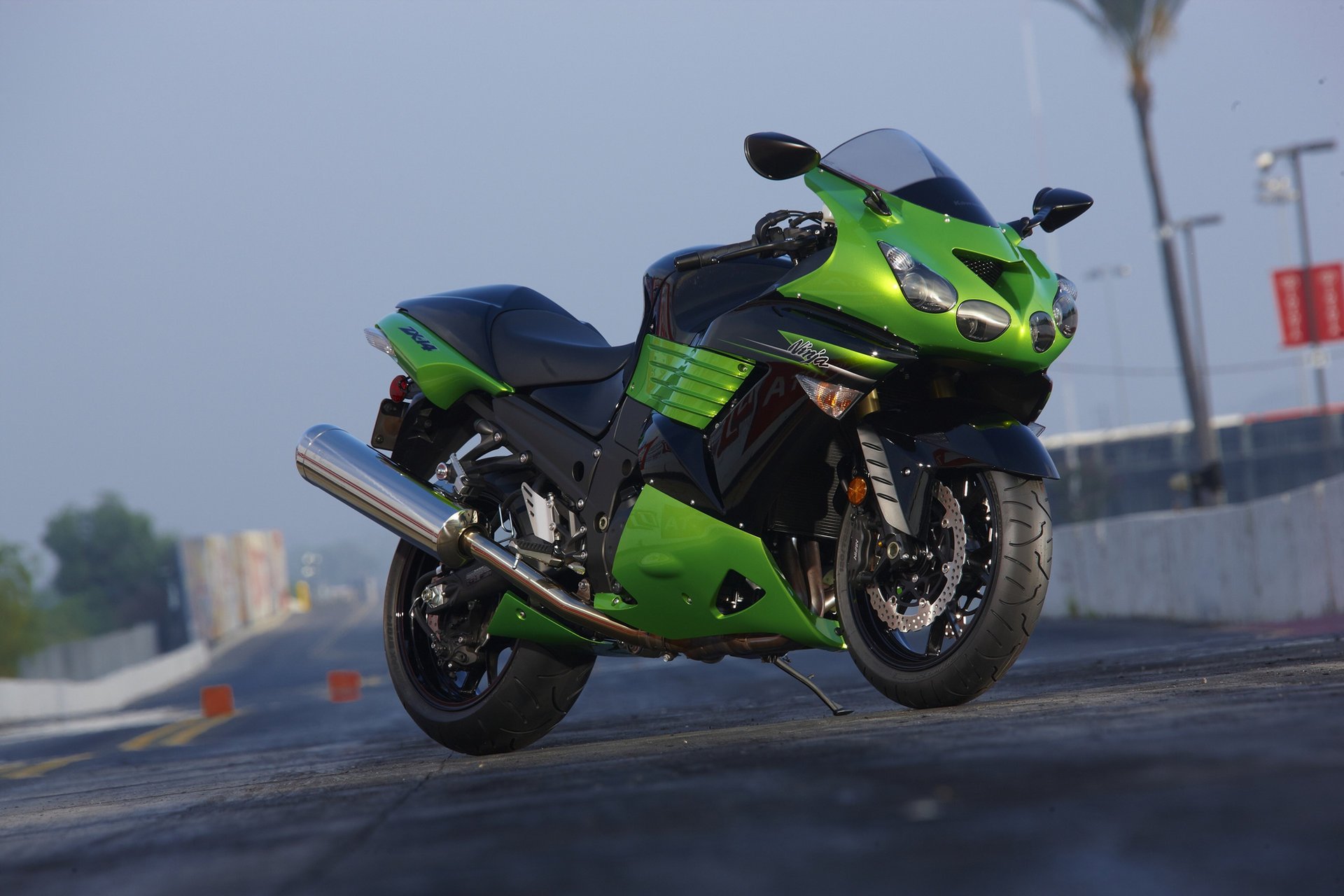 black kawasaki zzr-1400 zx-14 ninja 2011 sport bike motorcycle moto kawasaki ninja green shape style design bike city road asphalt motorbike motor transport track