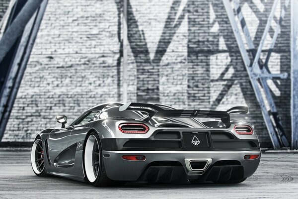 Hypercar Koenigsegg Agera Widok Z Tyłu