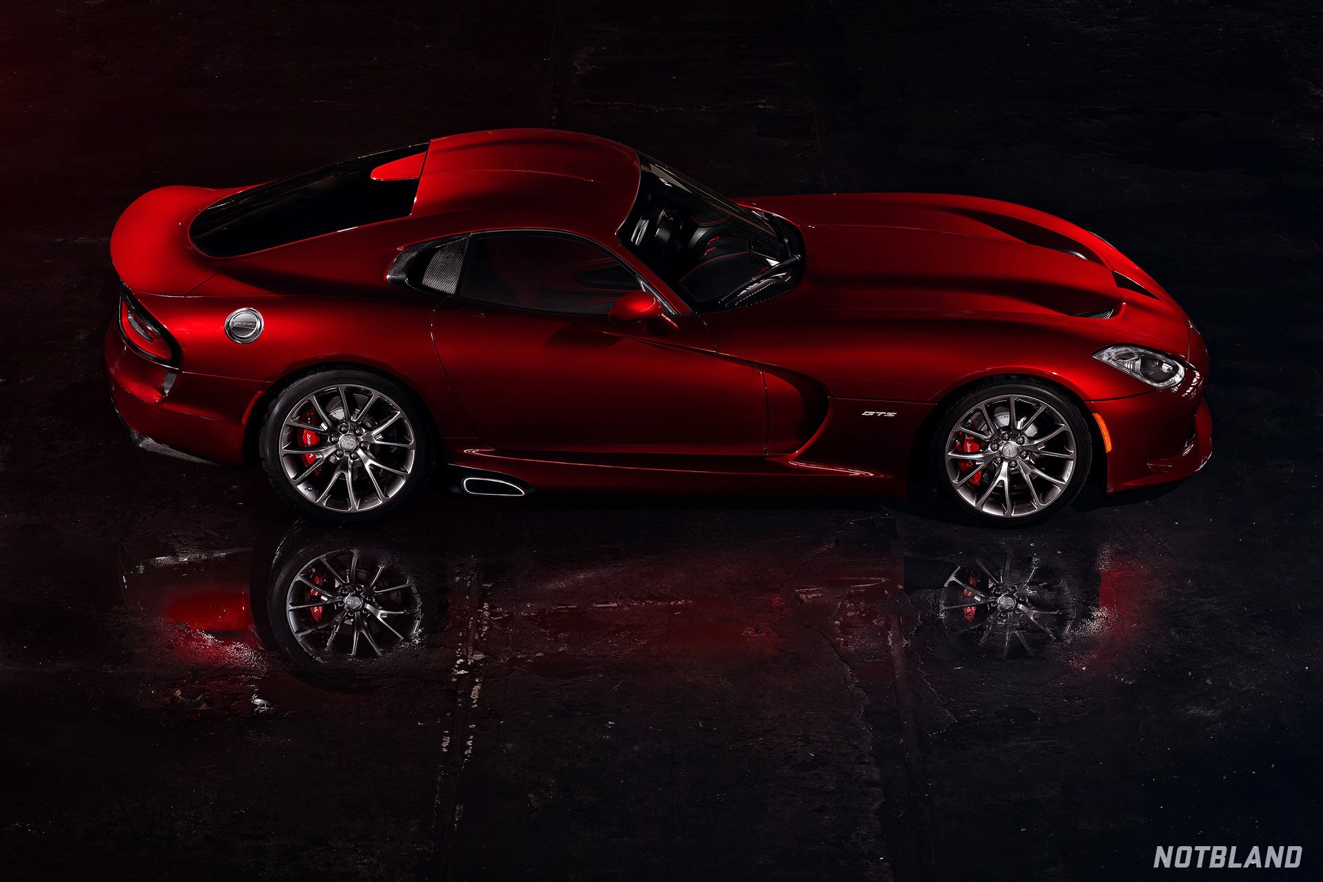 webb bland notbland dodge viper gts zestaw multimedialny sto auto samochód bok odbicie