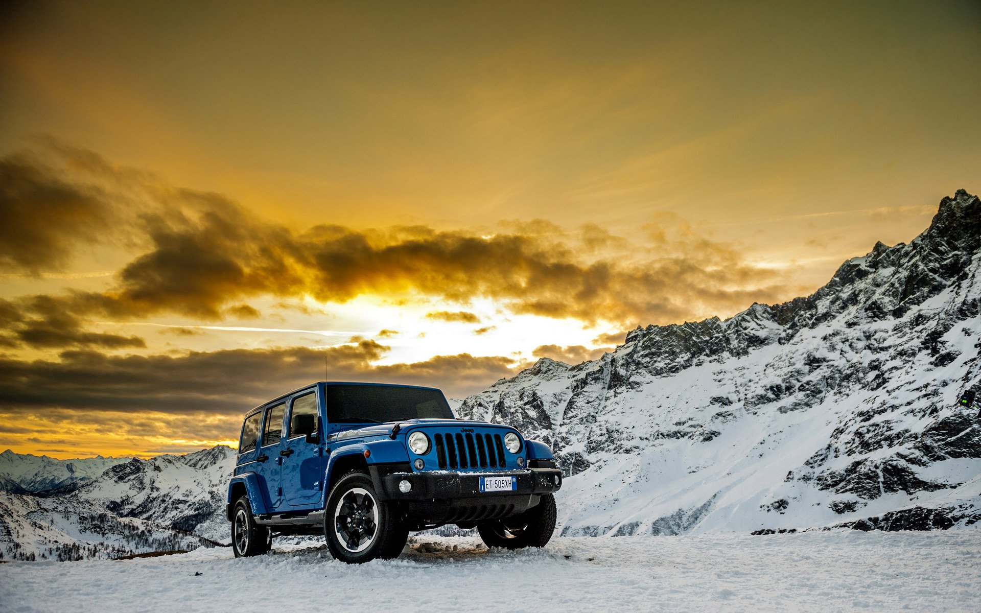 jeep wrangler polar samochód auto samochód góry śnieg