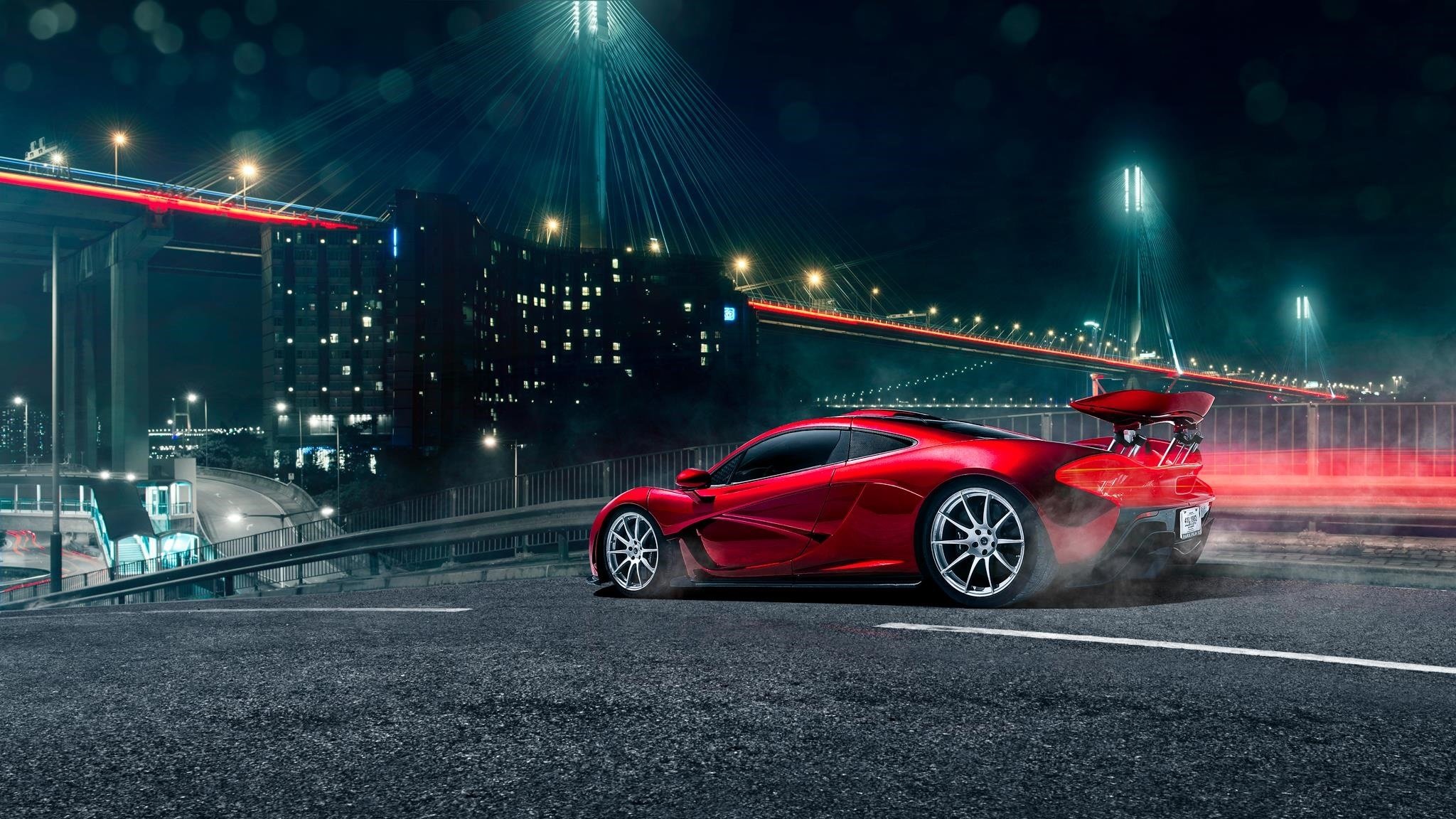 mclaren p1 rojo trasero luz puente superdeportivo spoiler