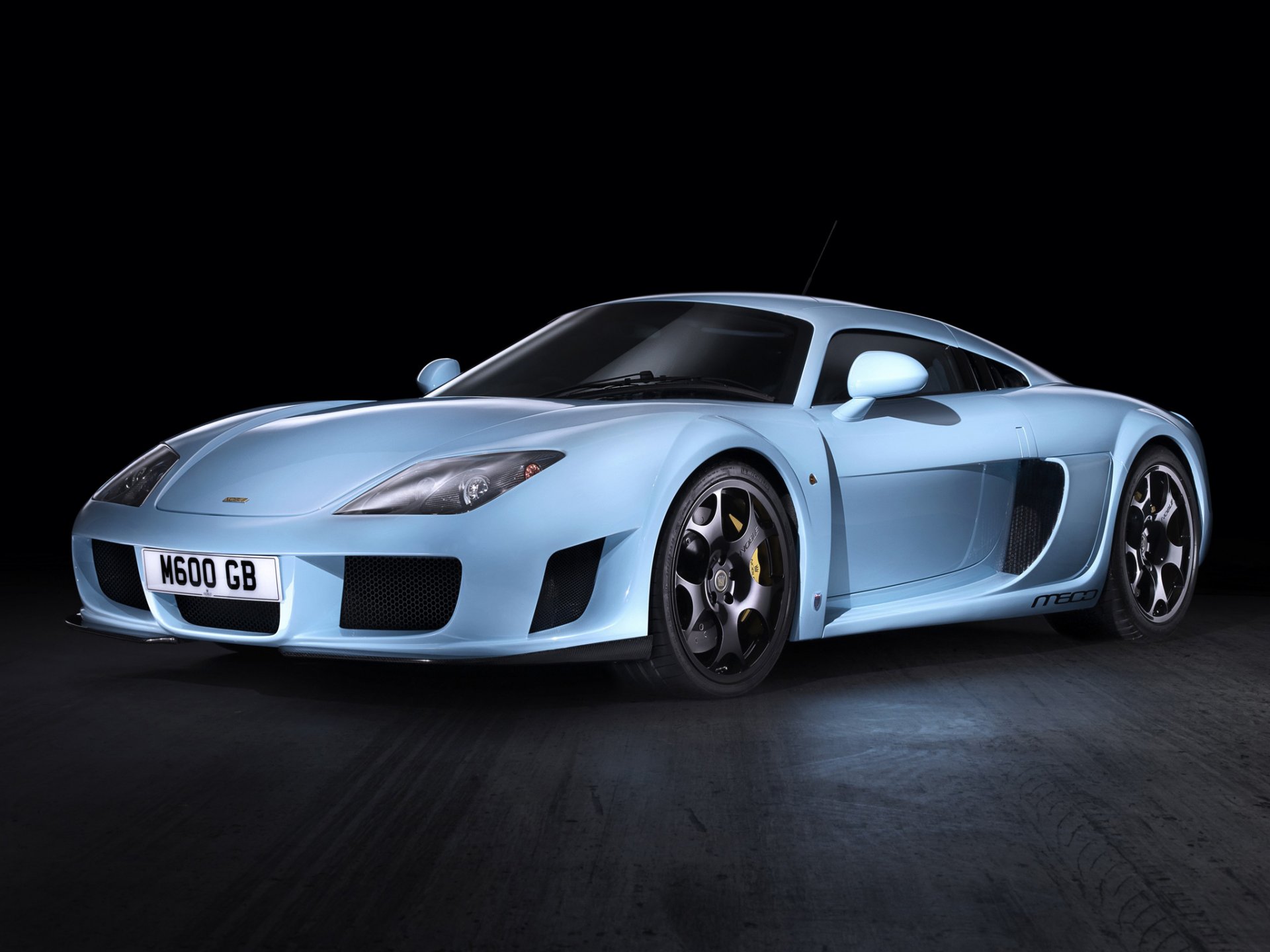 voiture machine noble noble m600