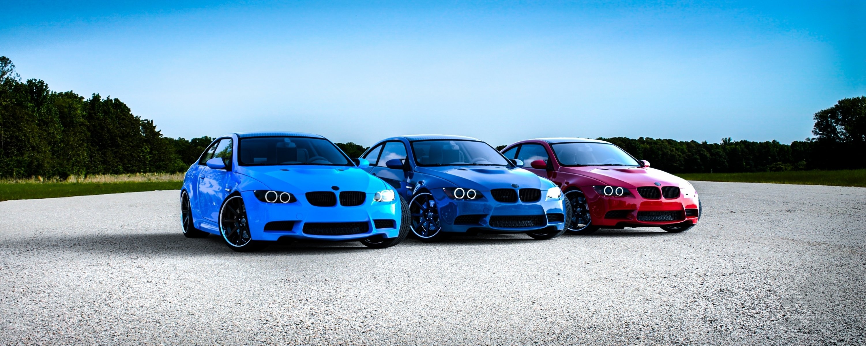 bmw m3 e92 czerwony niebieski bmw czerwony niebieski światła do jazdy
