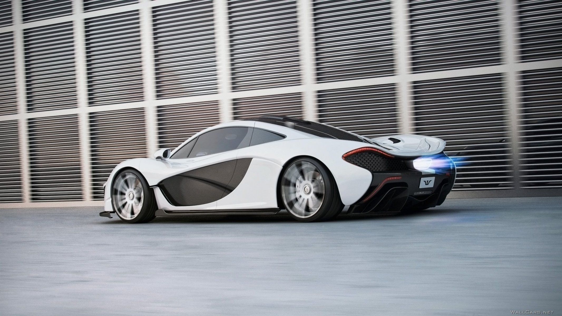 mclaren p1 wheelsandmore supercar feu d échappement vitesse puissance tuning
