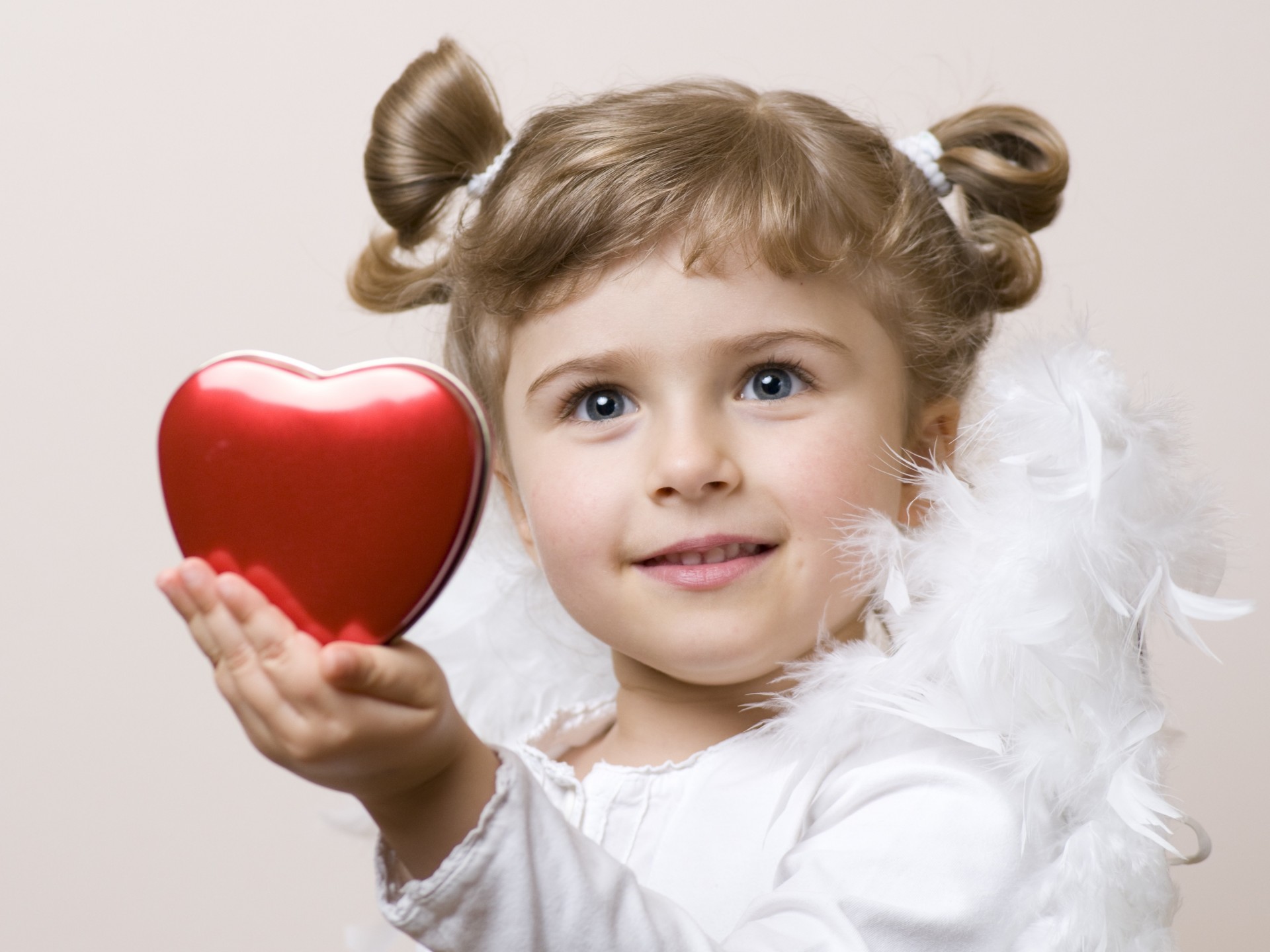 heart feathers girl