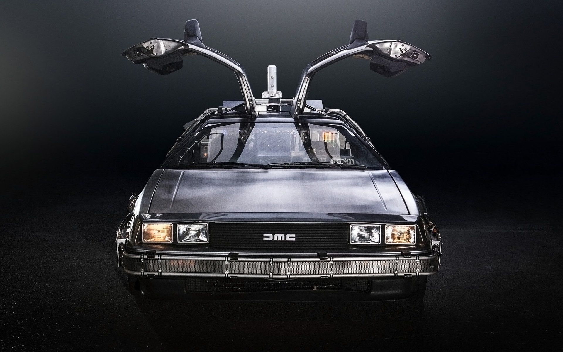 delorean dmc-12 powrót do przyszłości wehikuł czasu delorean frontowe drzwi tło