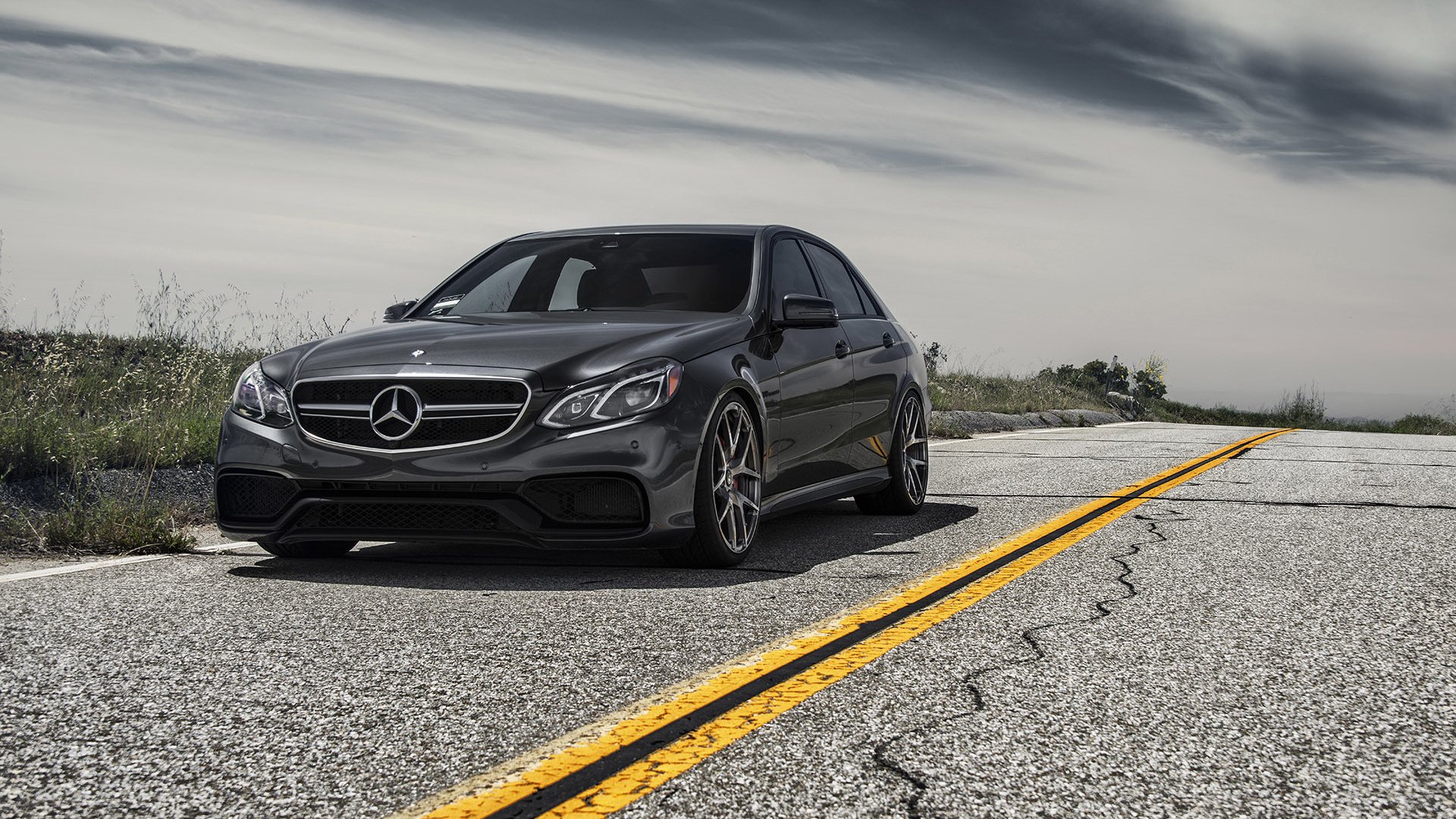 mercedes-benz e63 amg vorsteiner voiture tuning mercedes