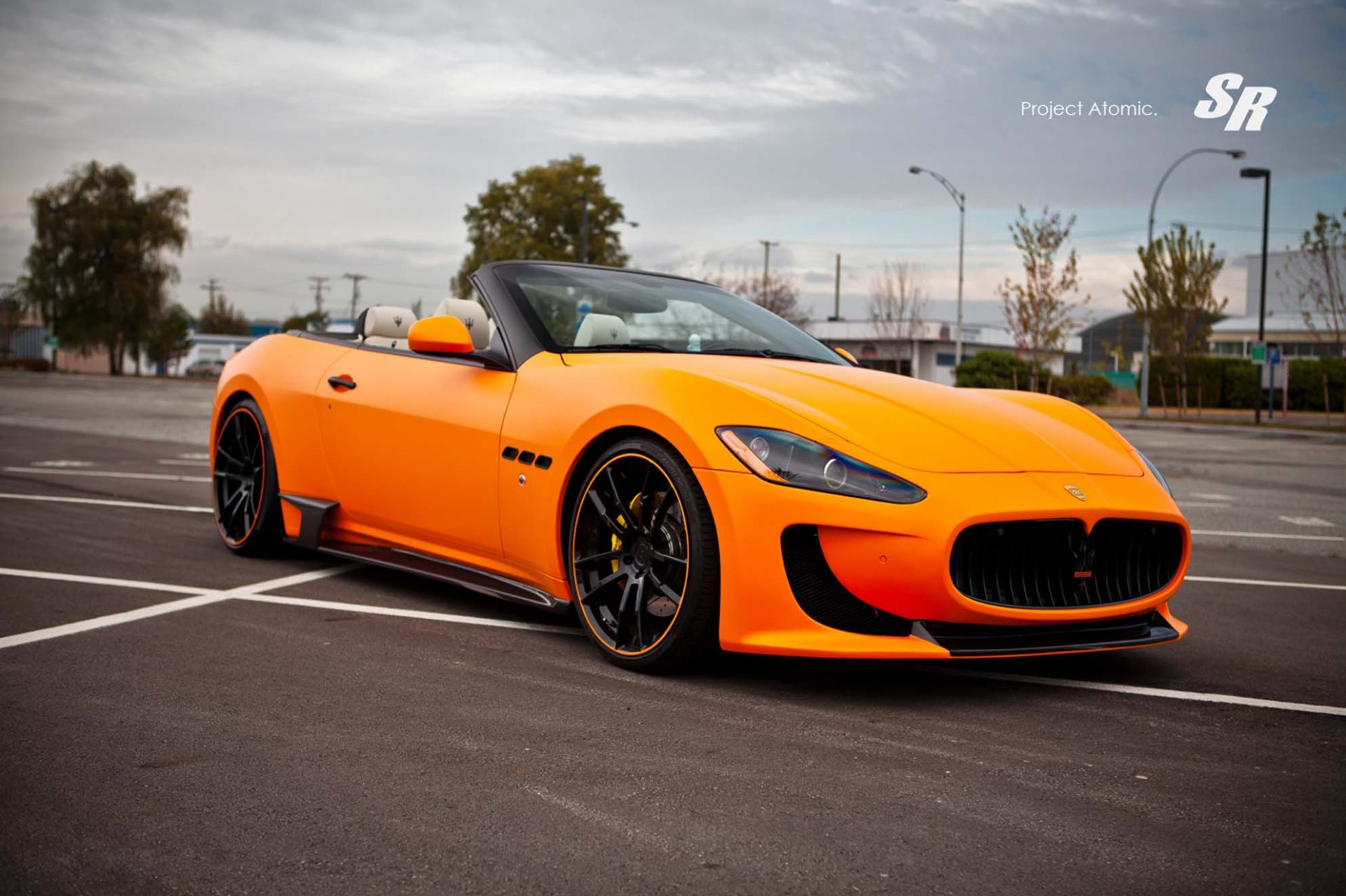 r auto group maserati gran turismo cabriolet atomique maserati v-8 orange