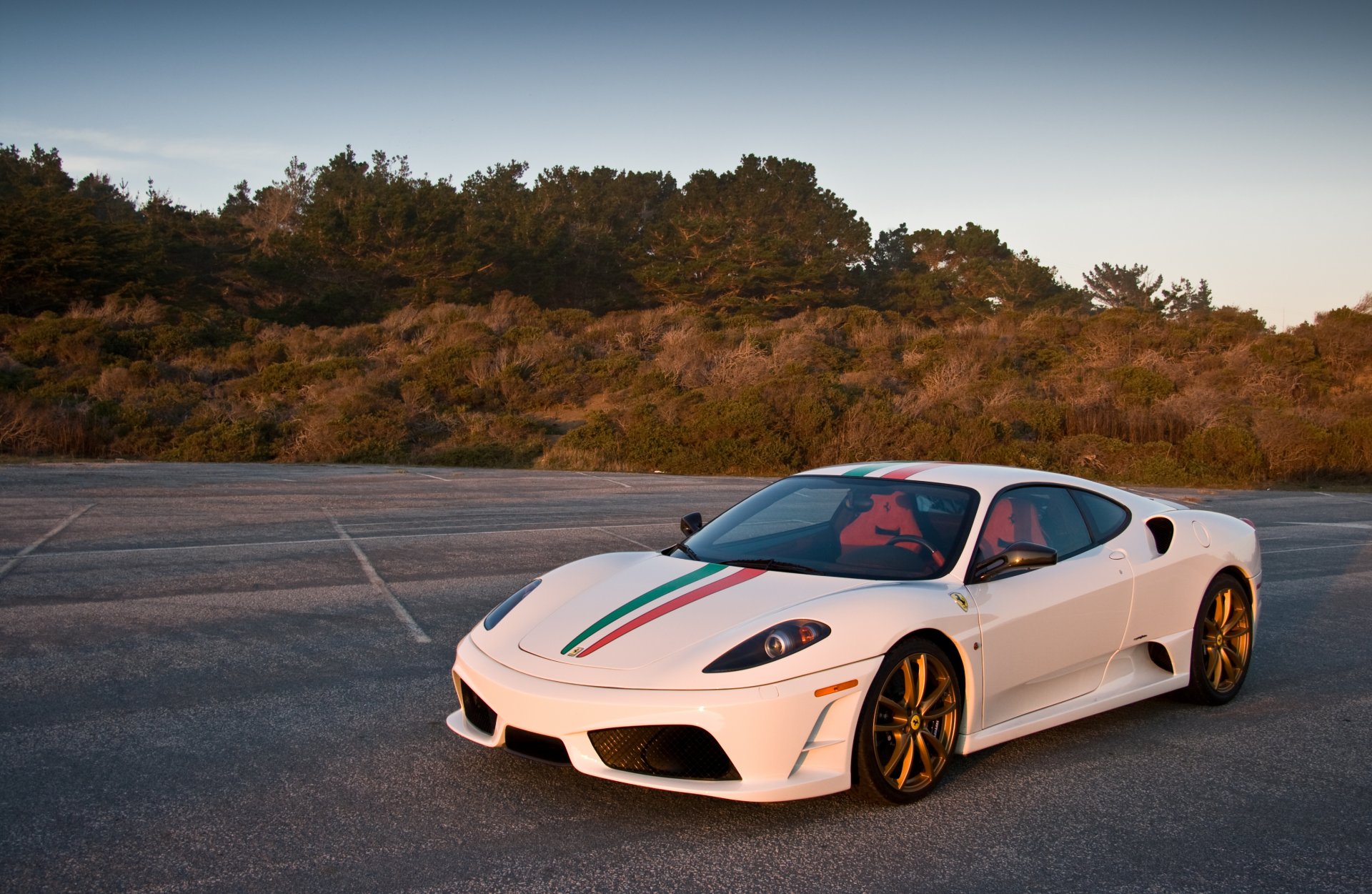ferrari f430 scuderia blanc ferrari scuderia vue de face soir ombre
