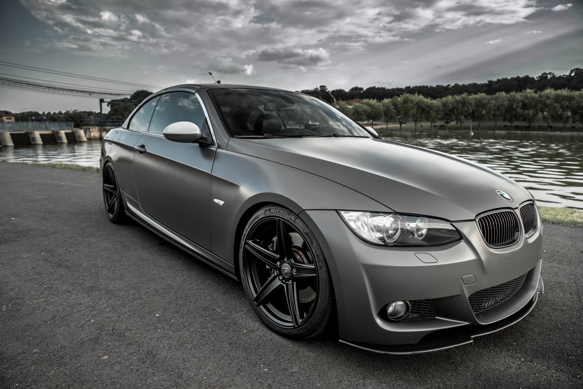 bmw e93 concavo profondo coupé grigio bmw cielo nuvole