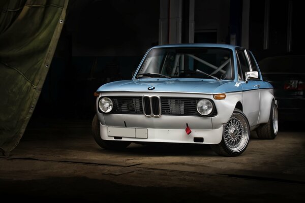 Автомобиль bmw 2002 turbo