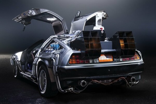 DeLorean de la película de vuelta al futuro
