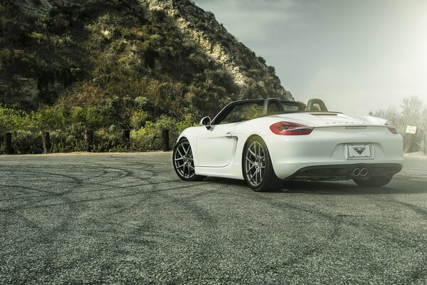 Porsche Drift en terreno montañoso
