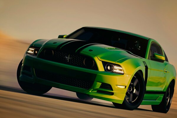 Grüner Ford Mustang mit Geschwindigkeit
