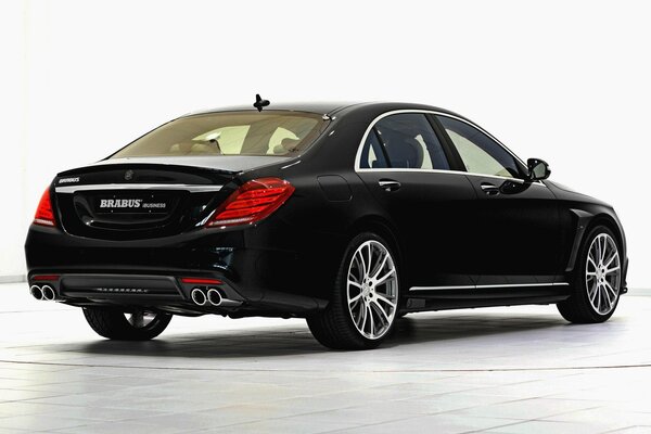 Mercedes black Business class