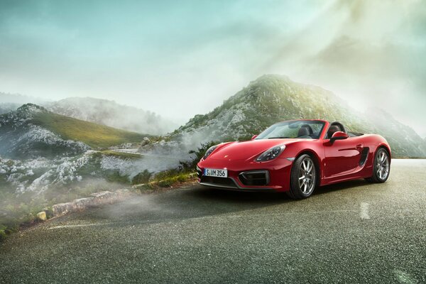 Porsche Super rosso e nebbia