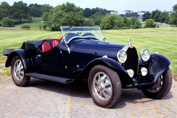 Bugatti 1930 voiture rétro