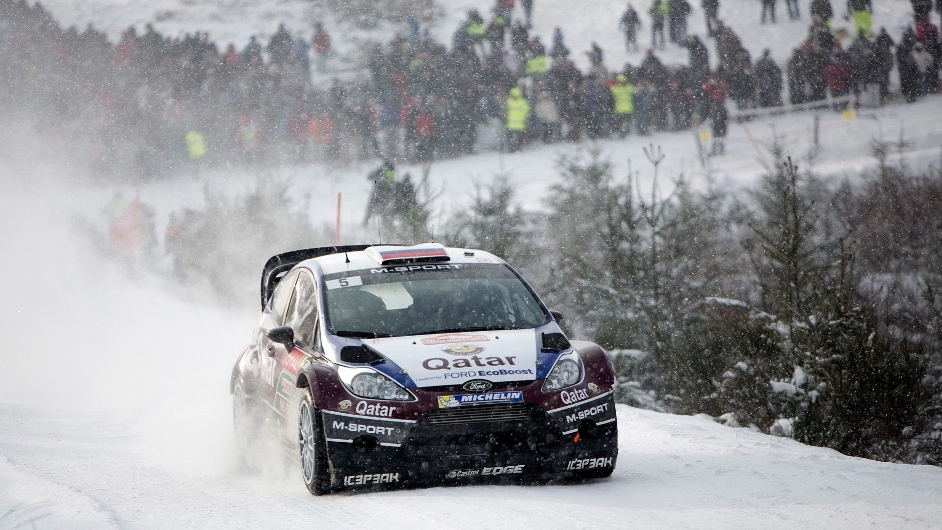 ford fiesta rallye cmr evgeny novikov neige rallye chutes de neige hiver avant