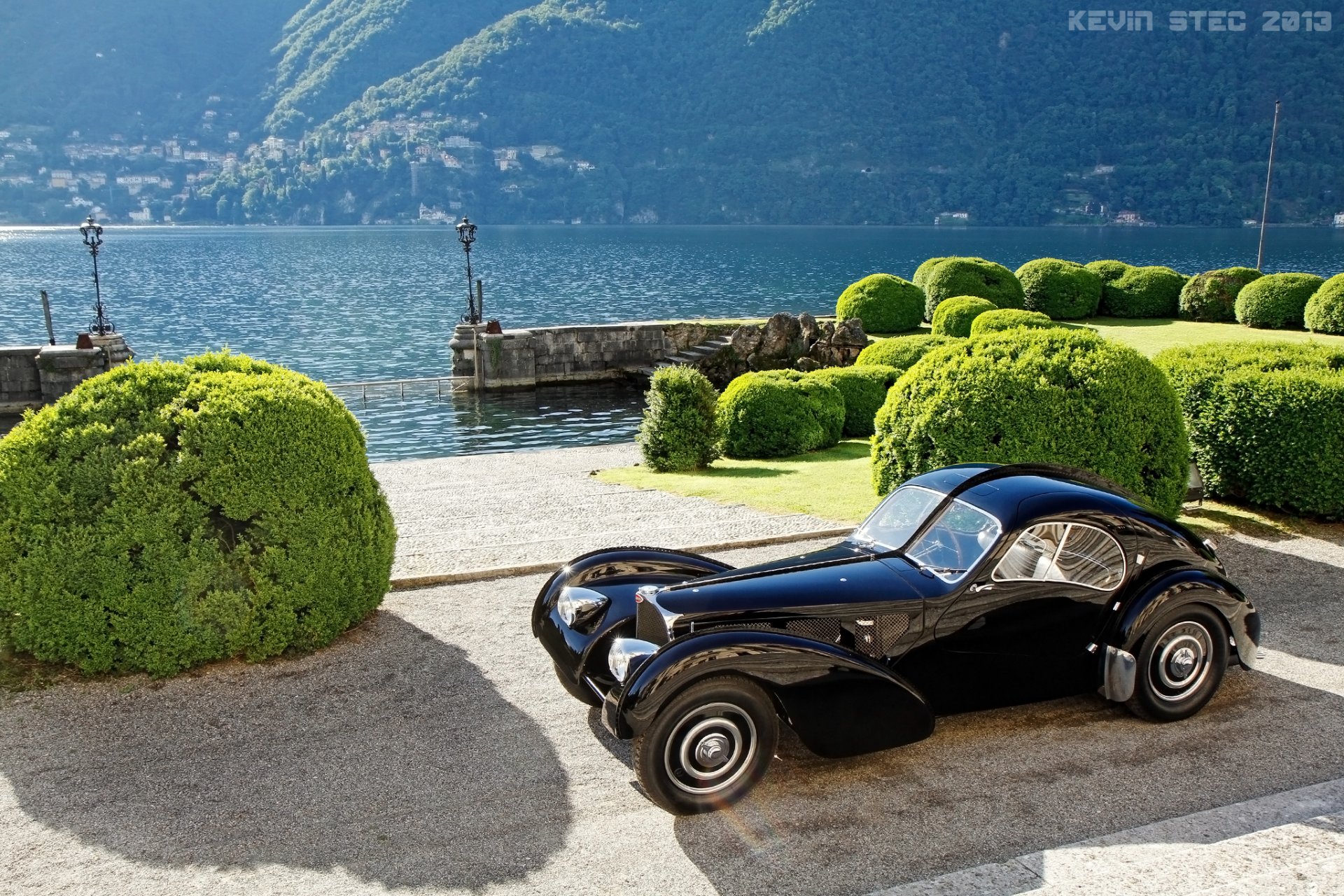 bugatti 57sc atlantic 1938 como lombardía italia lago de como arbustos paseo marítimo clásico retro