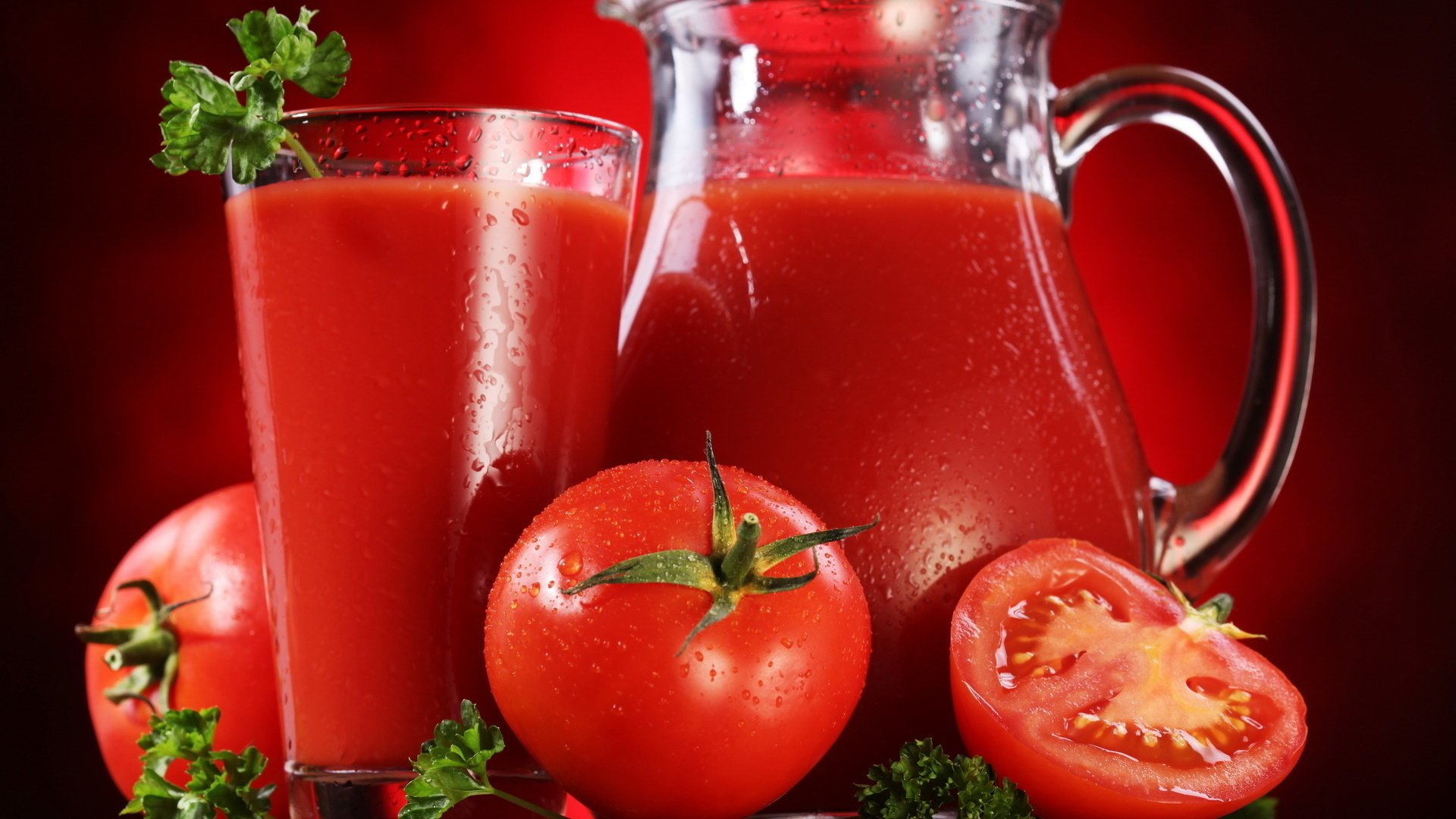 jugo rojo tomates