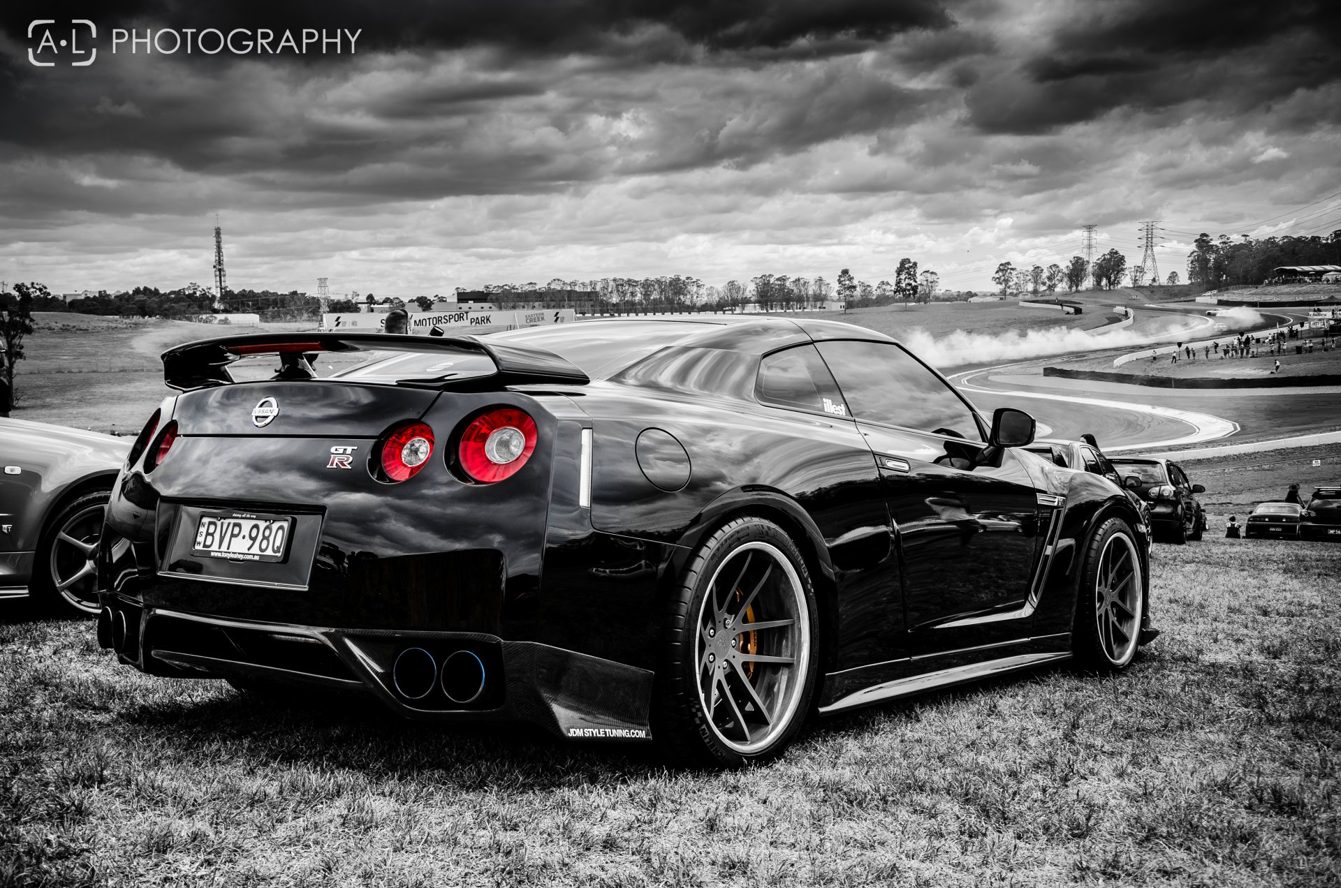 nissan skyline gt-r r35 nissan nero bianco e nero