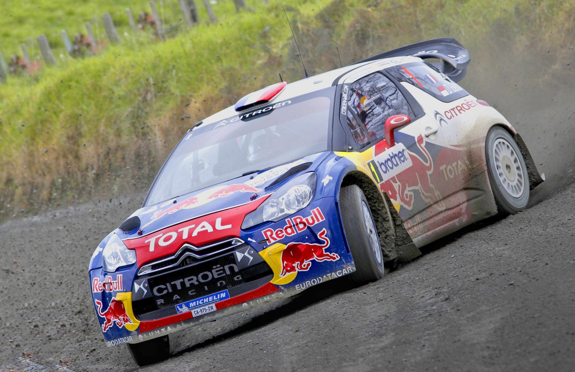 citroen ds3 zlot wrc sebastien loeb przód maska samochód sport zawody