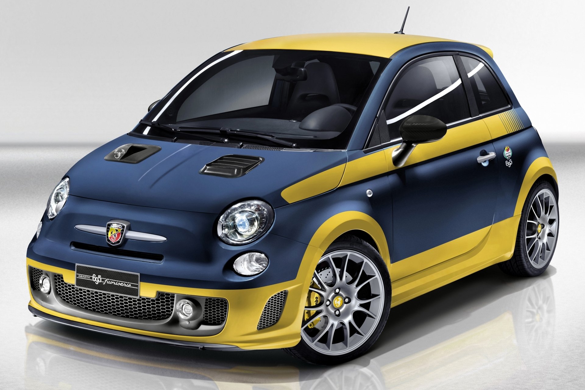 fiat abarth fuori serie fiat abart hatchback front blue background