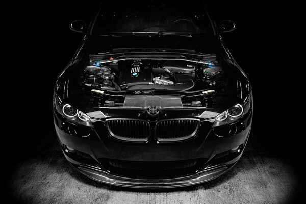 BMW M3 what is under the hood, engine, emblem, radiator, tuning, transparent hood