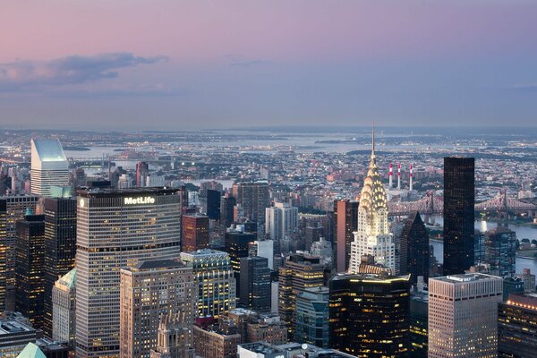 New Yorks Hochhäuser steigen in die Höhe