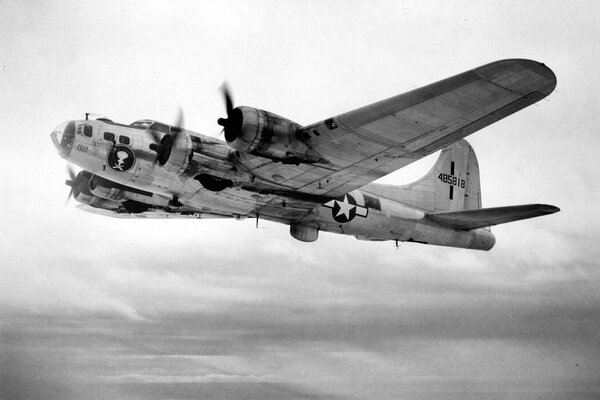 Amerykański samolot Boeing b-17 czarno-biały strzał