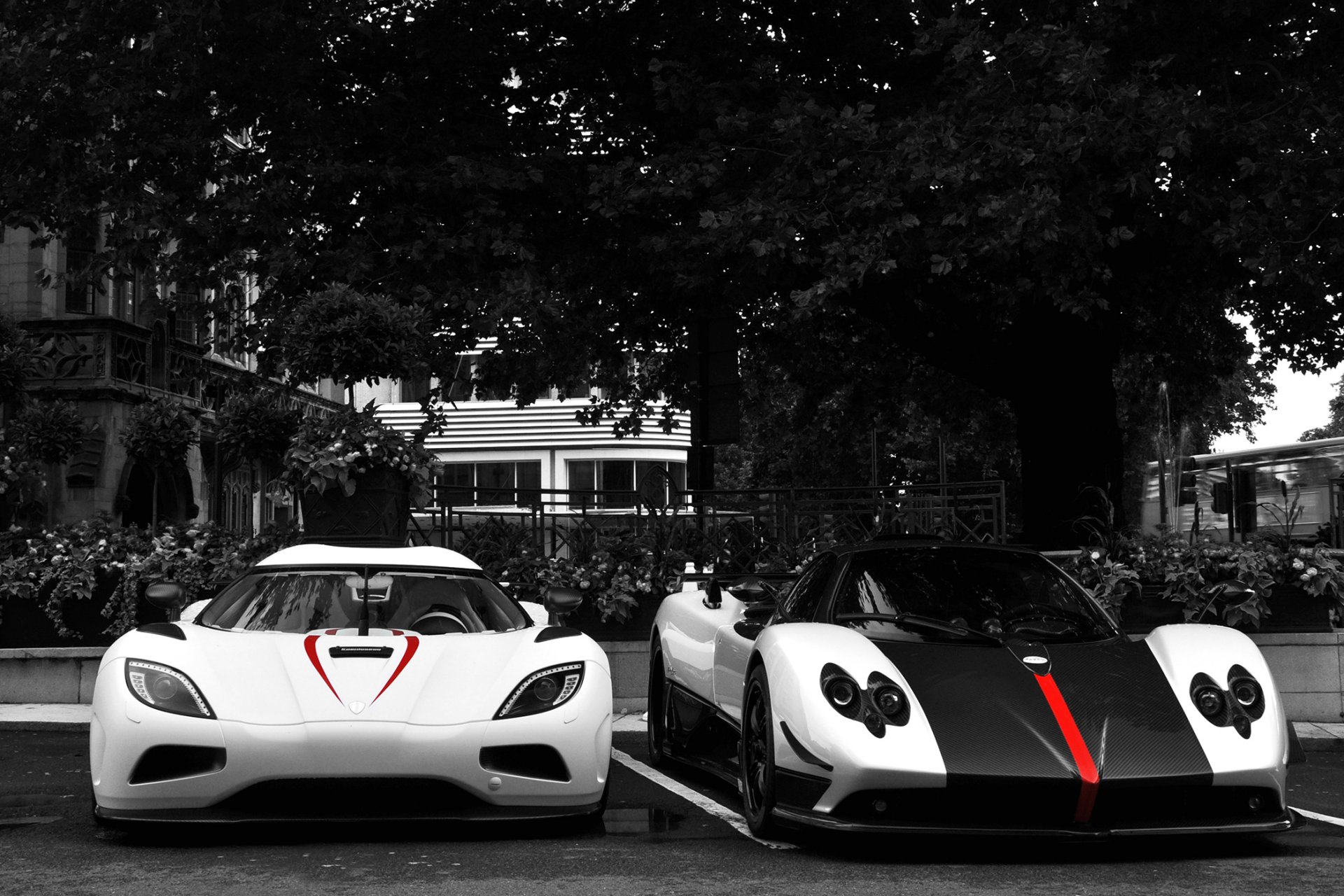 pagani zonda cinque koenigsegg agera r supercar