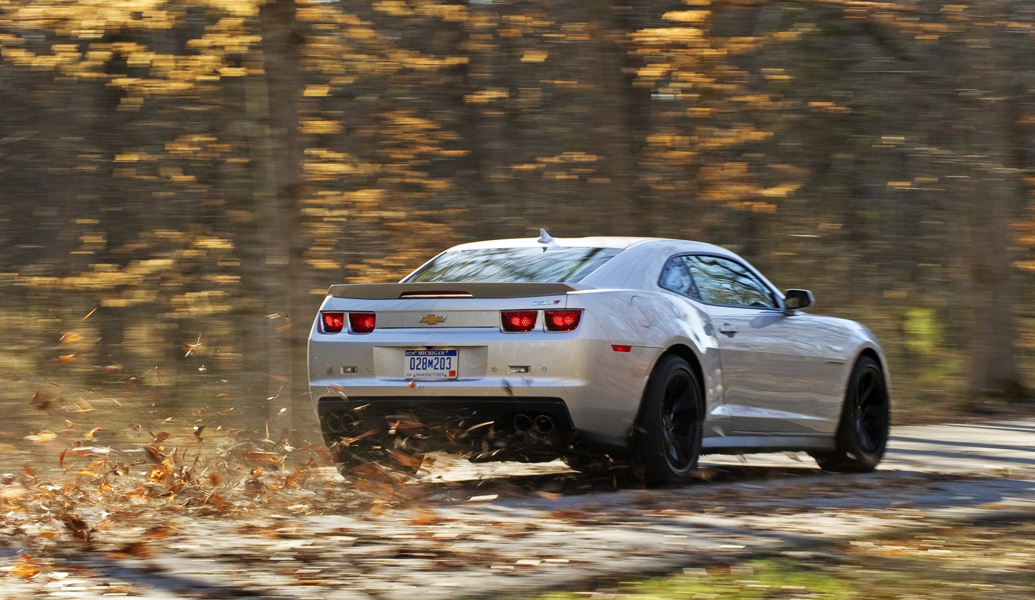 chevrolet camaro zl1 silver road autumn chevrolet camaro zl1 silver rear view speed leave