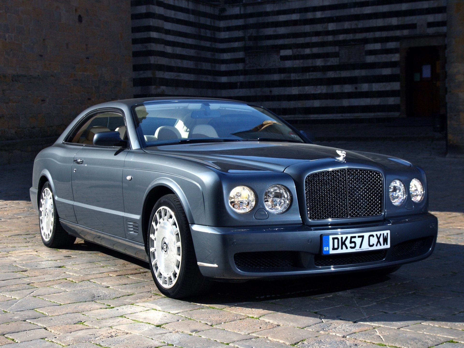 bentley brooklands coupé bentley brooklands frente