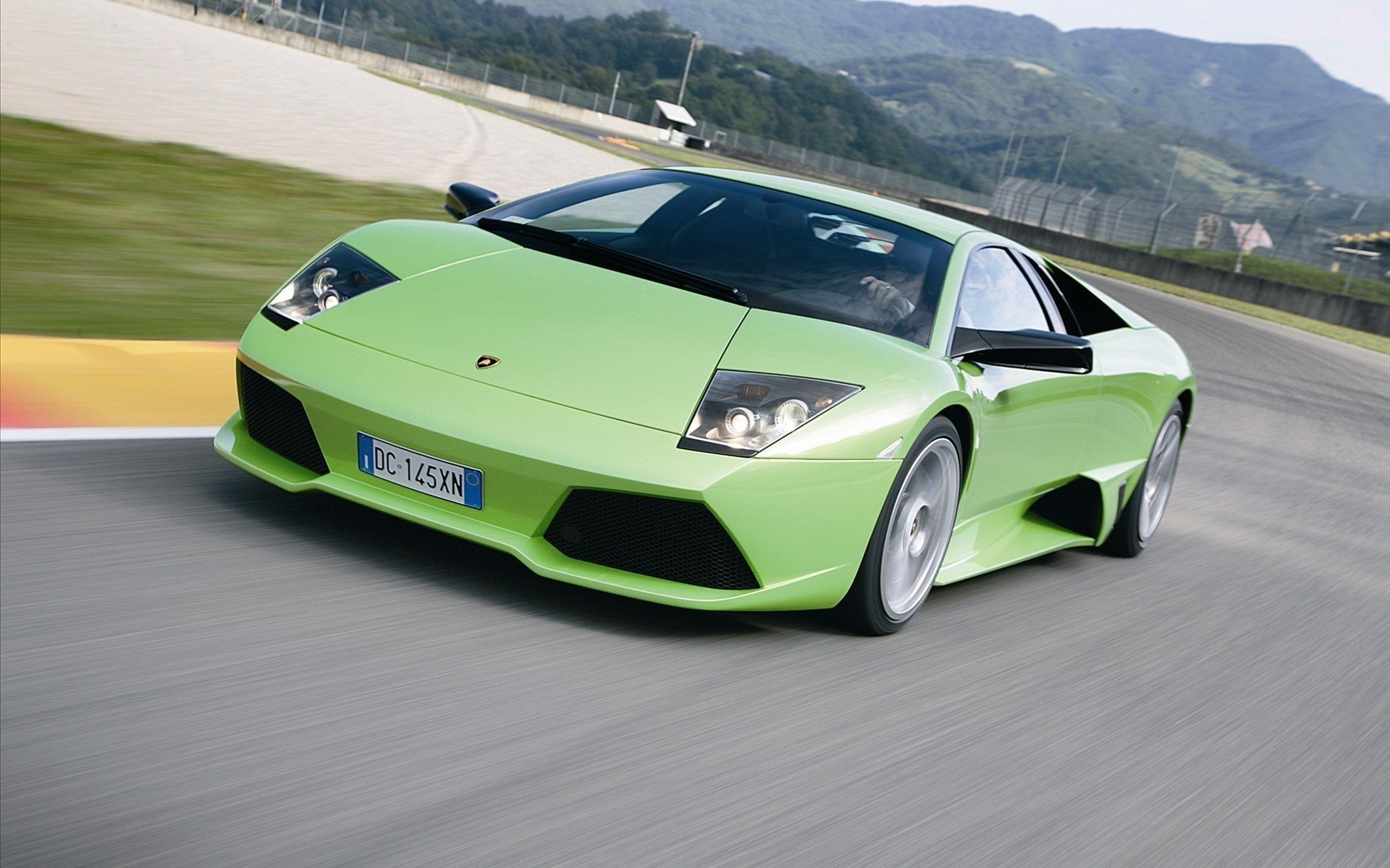 lamborghini road supercar speed