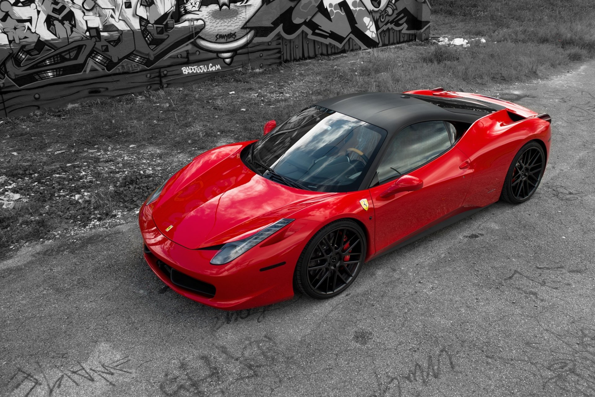 ferrari 458 italia czerwone ferrari włochy czerwony widok z boku ja odbicie