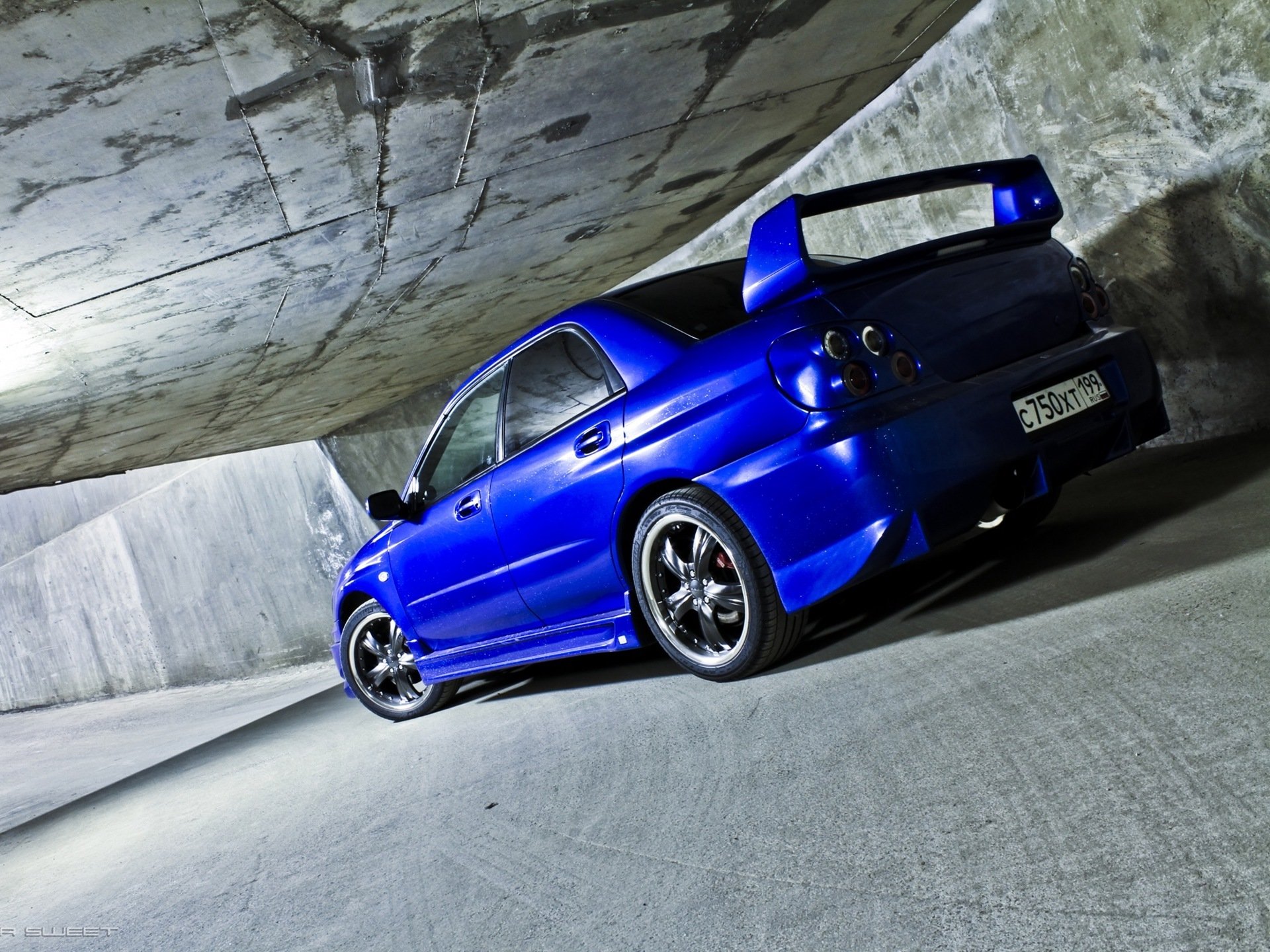 ubaru impreza wrx wall tunnel car auto subaru impreza blue sports sedan side