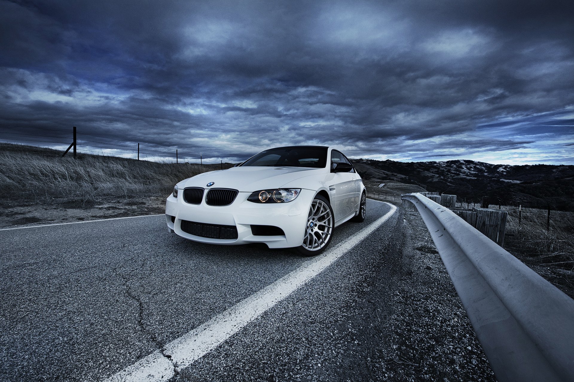 bmw m3 e92 blanc route ciel bmw pare-chocs